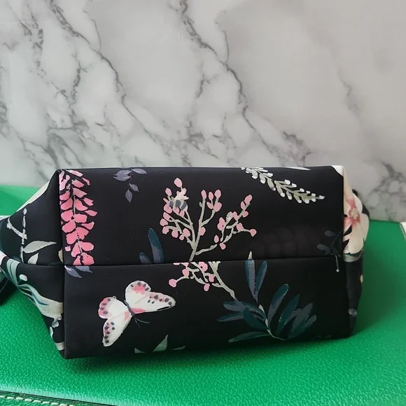 KATE SPADE FLORAL MAKEUP CASE - Picture 4 of 7